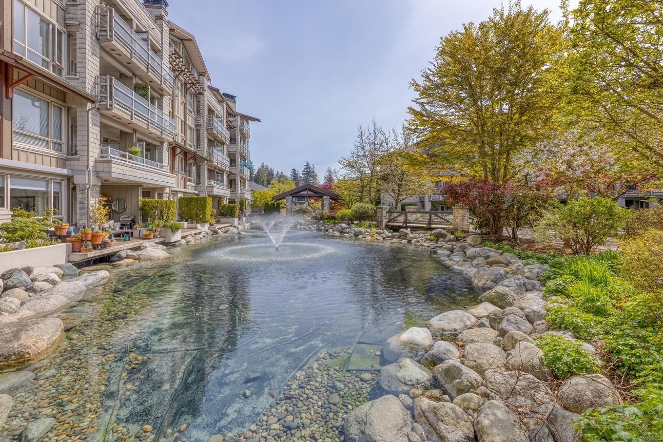 516-580 Raven Woods Drive, North Vancouver, BC