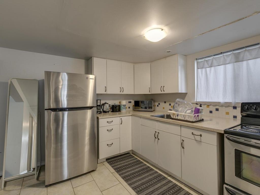 1577 26Th Avenue E, Vancouver, BC