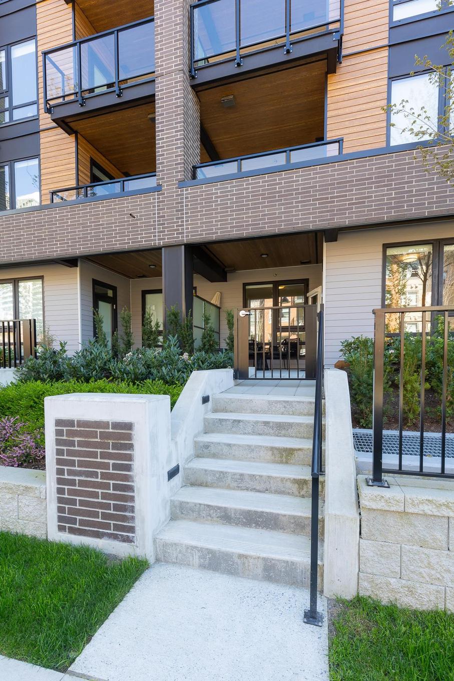 105-615 Cottonwood Avenue, Coquitlam, BC