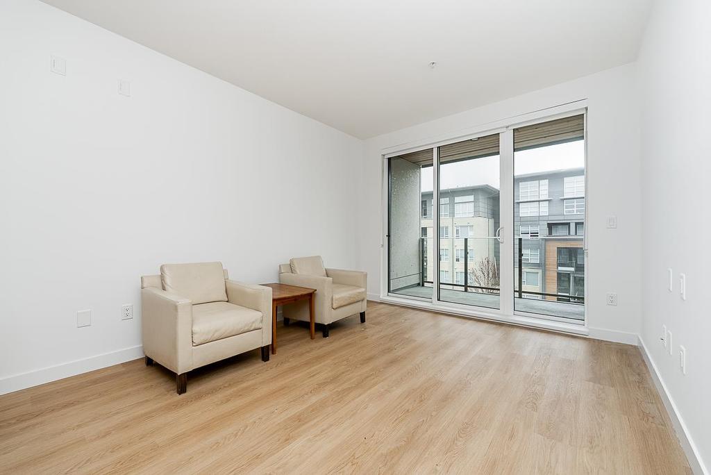 512-9888 University Crescent, Burnaby, BC