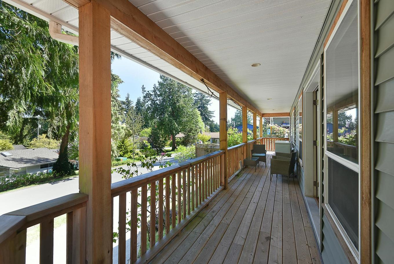 5689 Salmon Drive, Sechelt, BC
