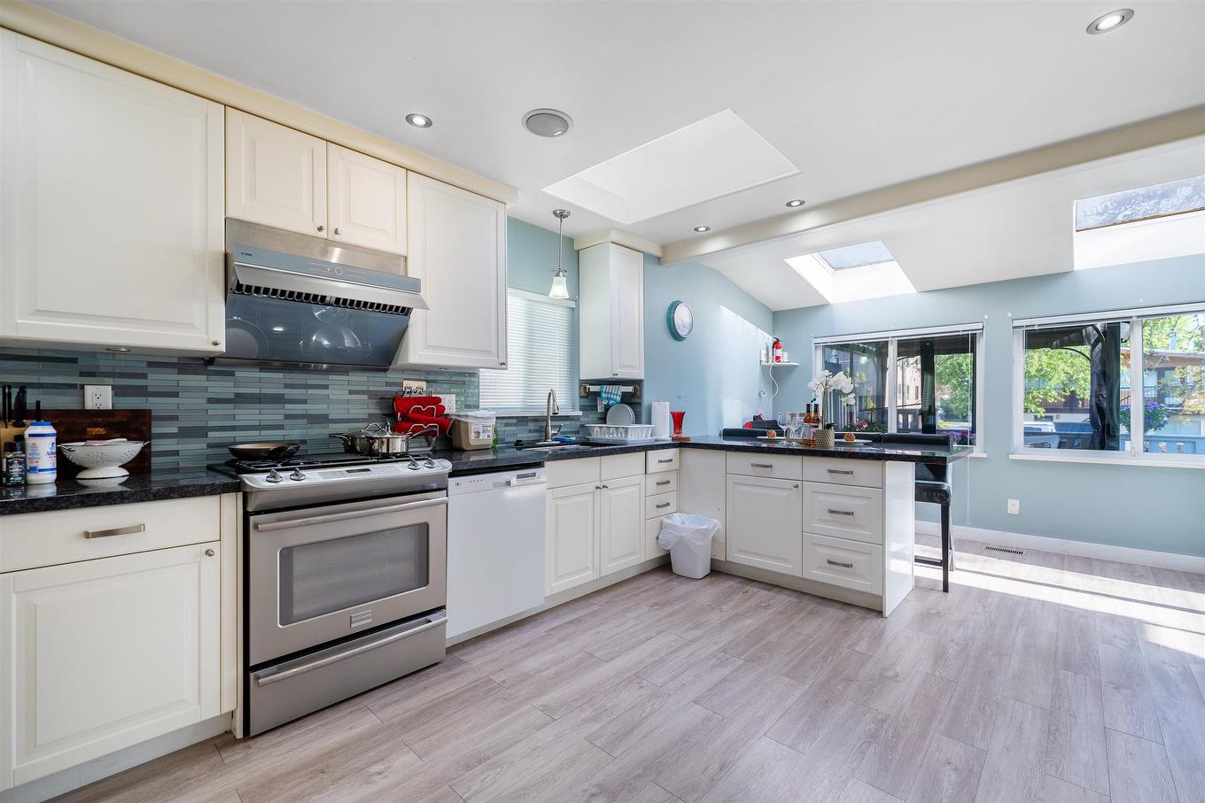 2085 45Th Avenue W, Vancouver, BC