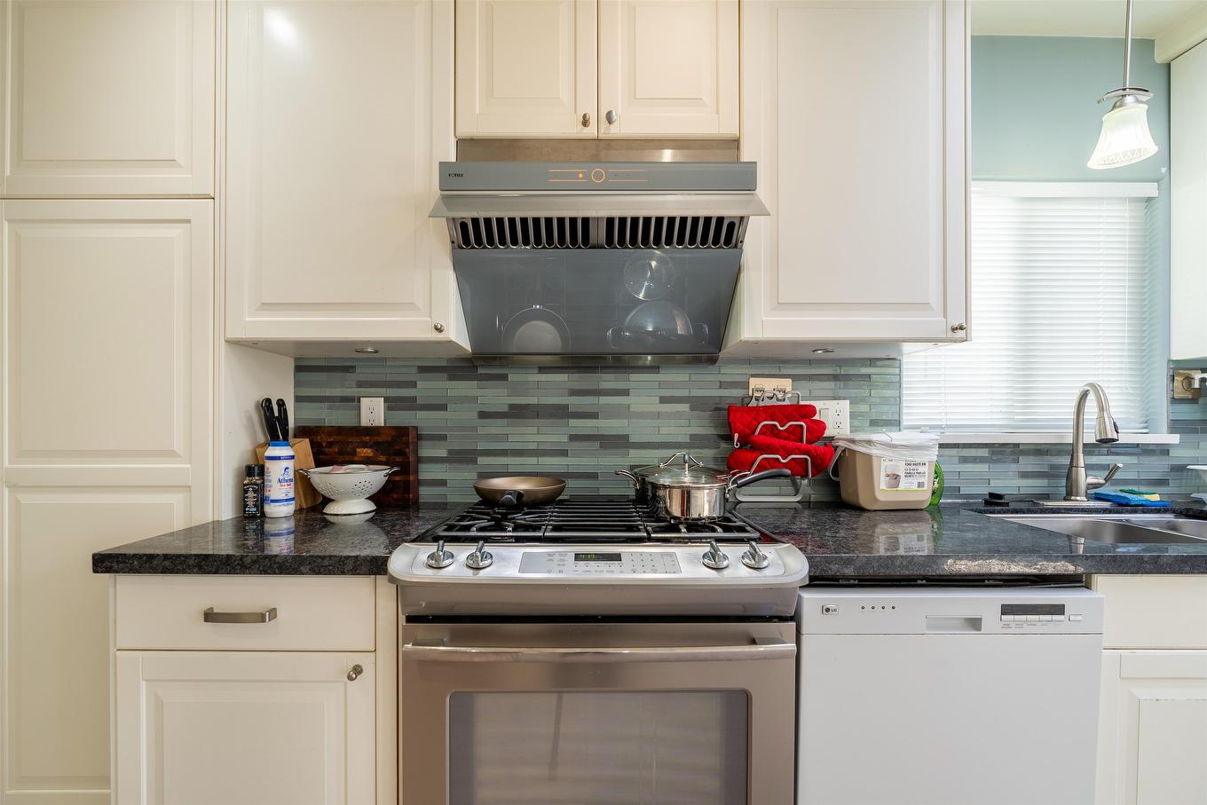 2085 45Th Avenue W, Vancouver, BC