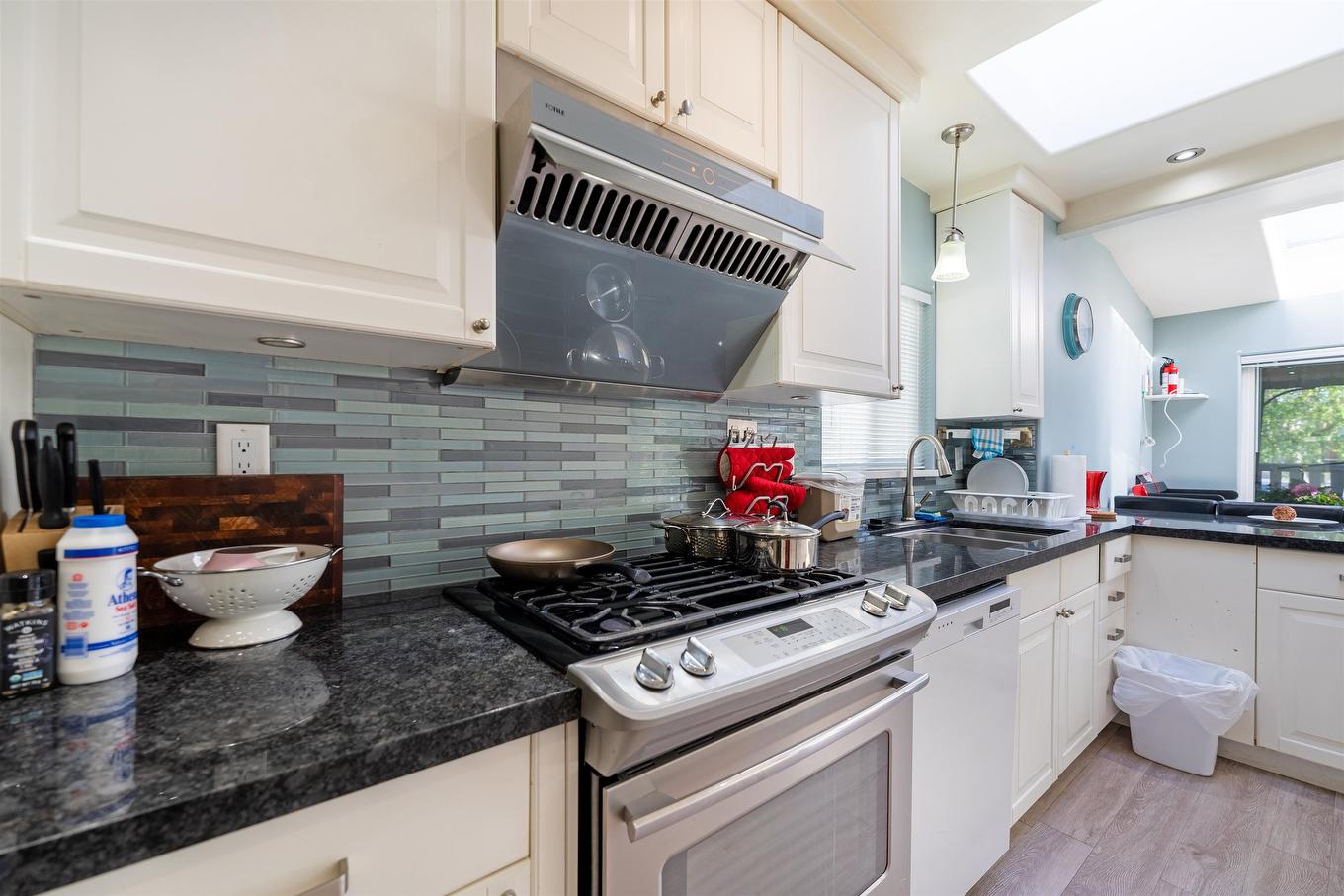 2085 45Th Avenue W, Vancouver, BC