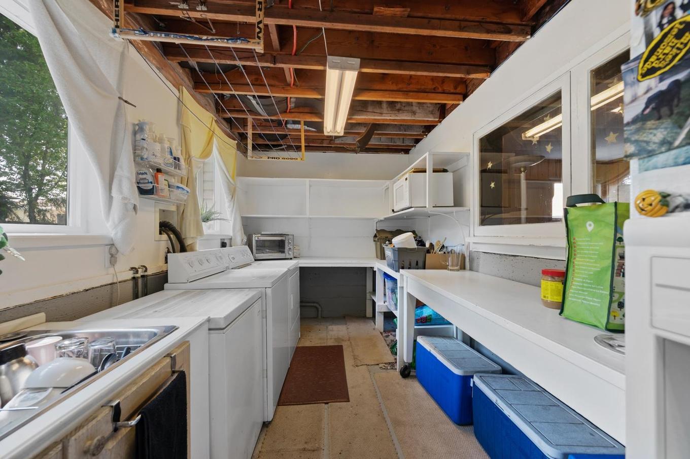 320 Walker Street, Coquitlam, BC