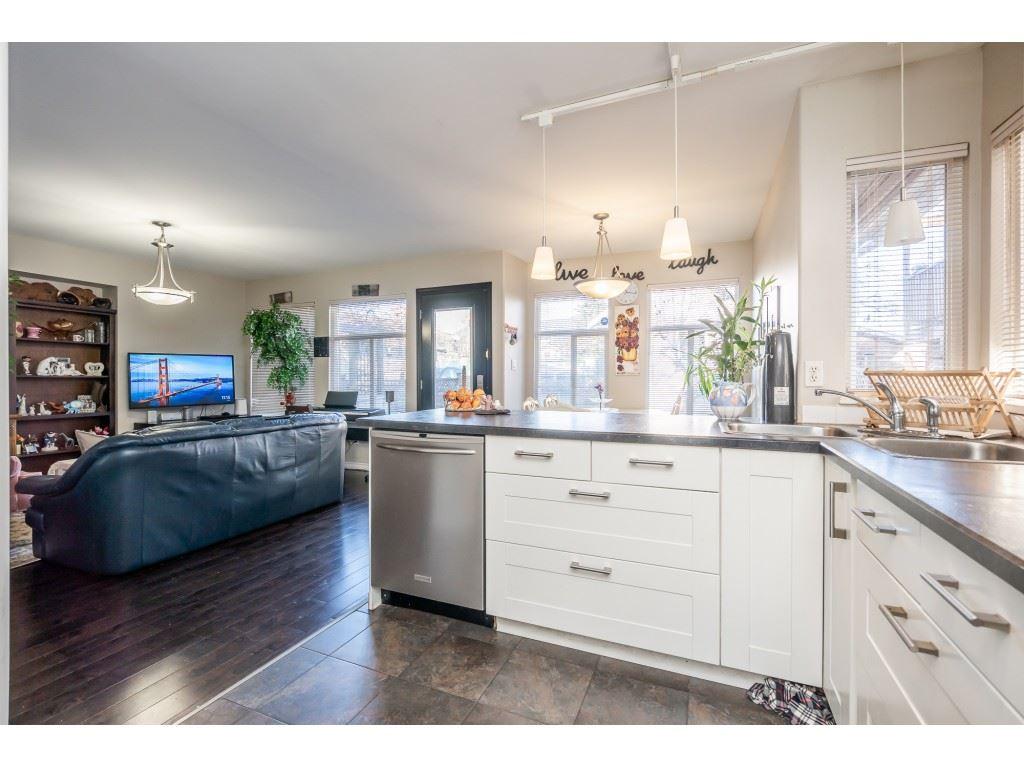 1528 Bond Street, North Vancouver, BC