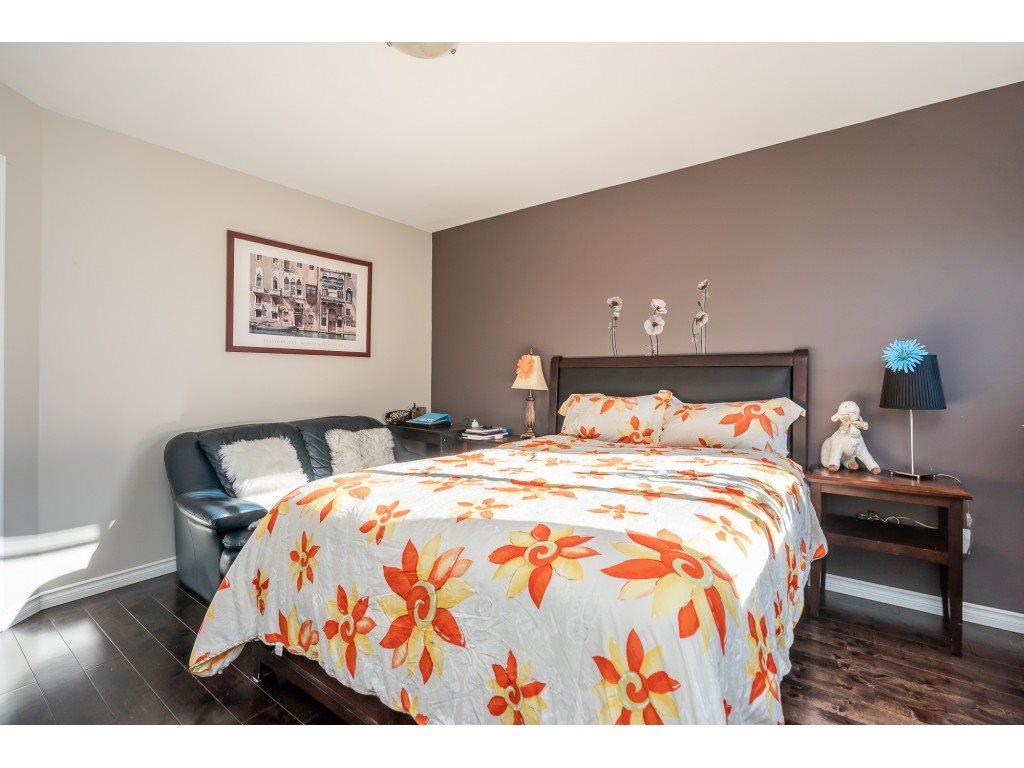 1528 Bond Street, North Vancouver, BC