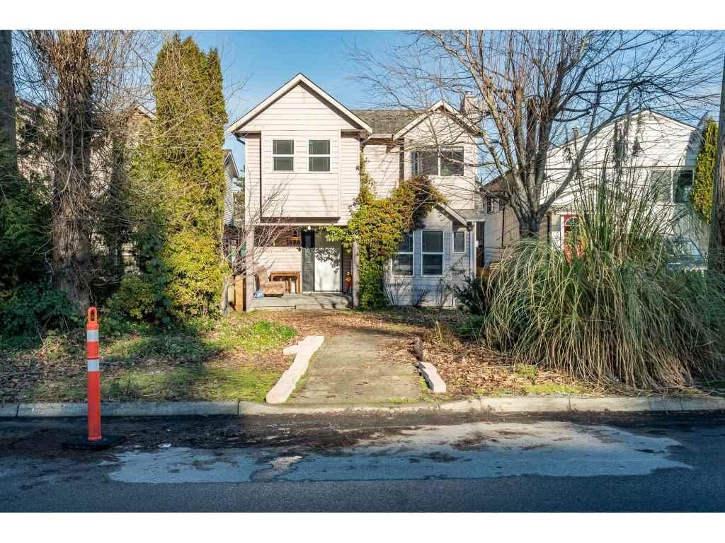 1528 Bond Street, North Vancouver, BC