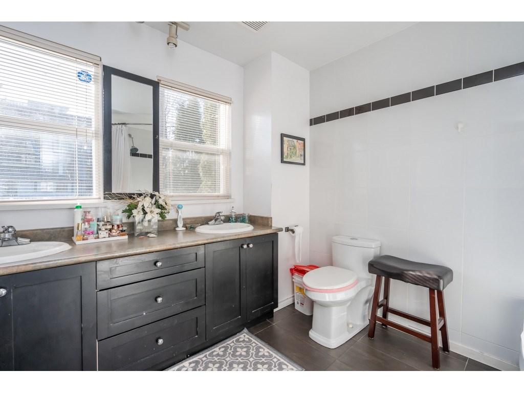 1528 Bond Street, North Vancouver, BC