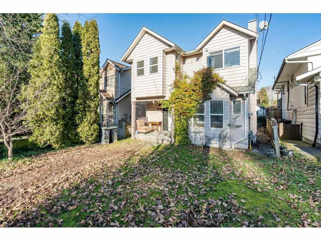 1528 Bond Street, North Vancouver, BC