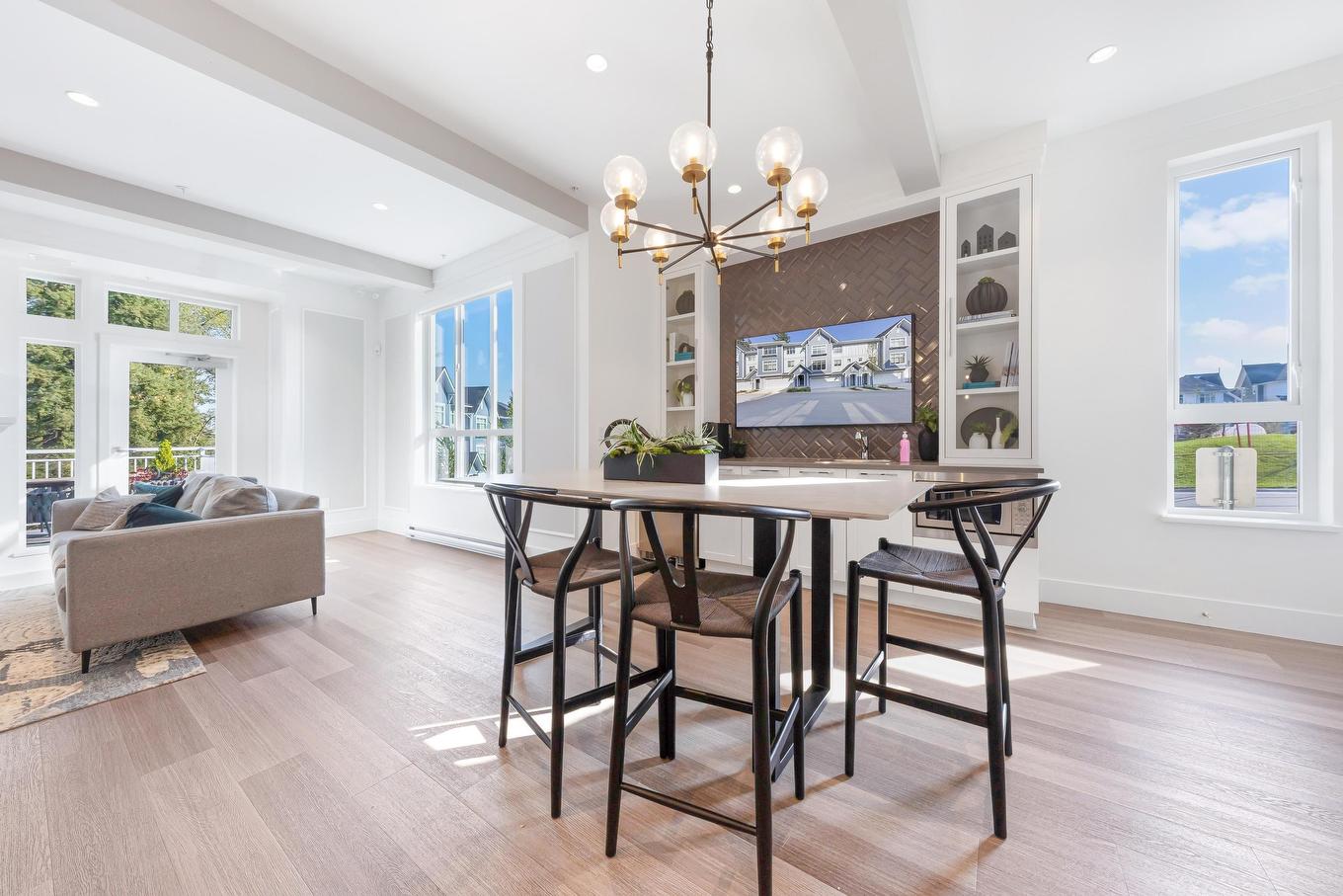 1018-11280 Pazarena Place, Maple Ridge, BC