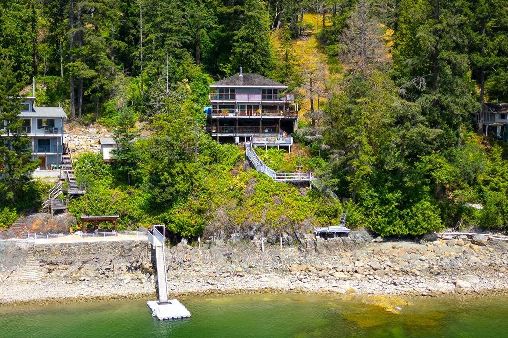 345 David Road, Bowen Island, BC