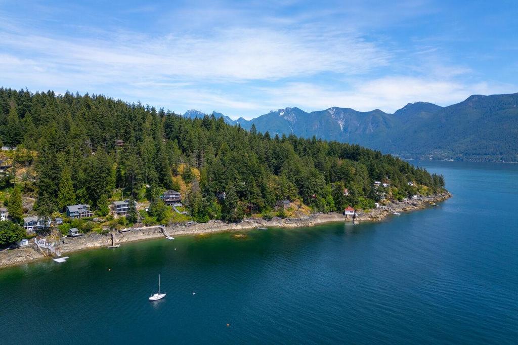 345 David Road, Bowen Island, BC