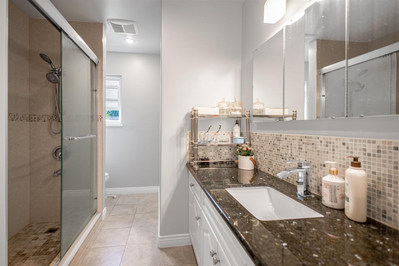 5540 Parker Street, Burnaby, BC