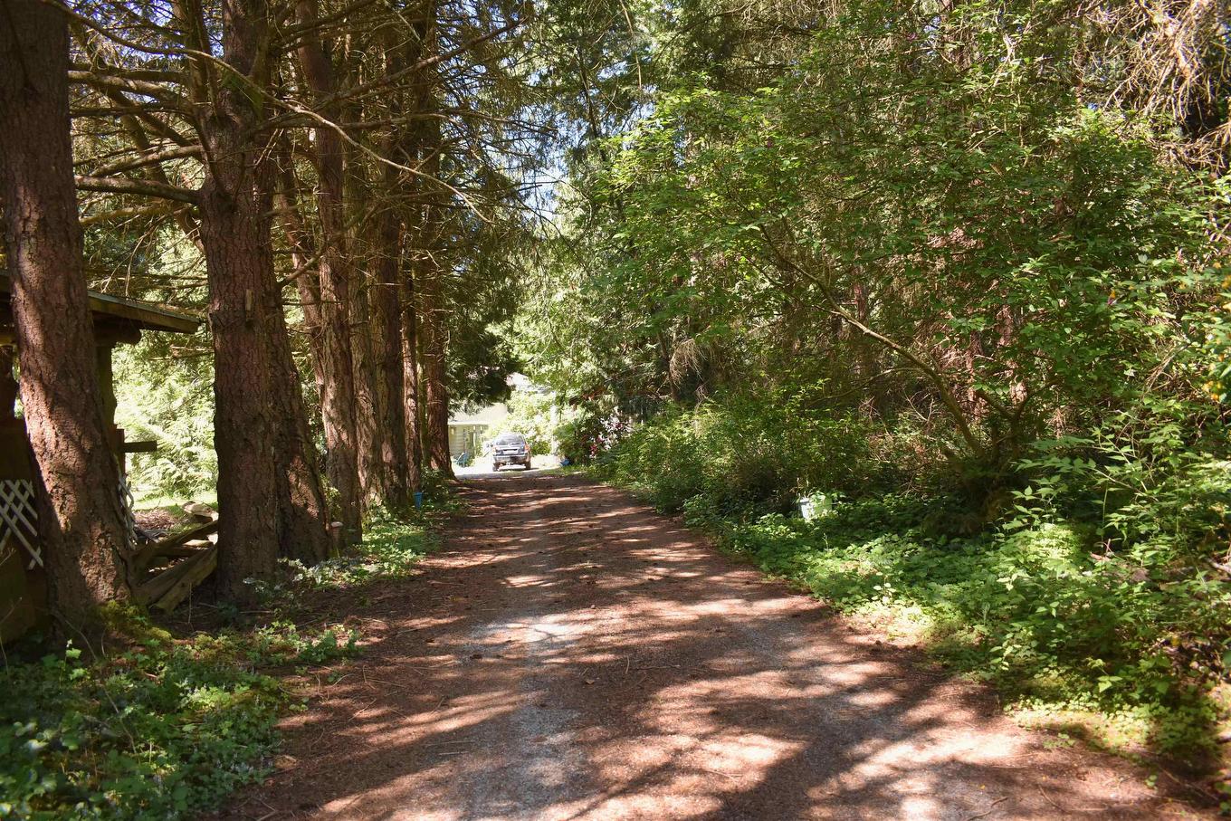 2240 Oldershaw Road, Roberts Creek, BC