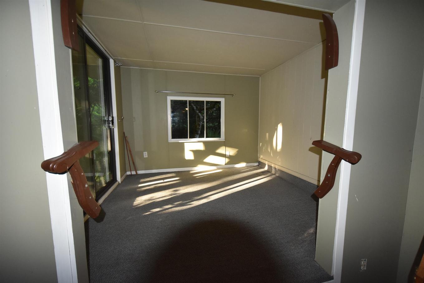 2240 Oldershaw Road, Roberts Creek, BC