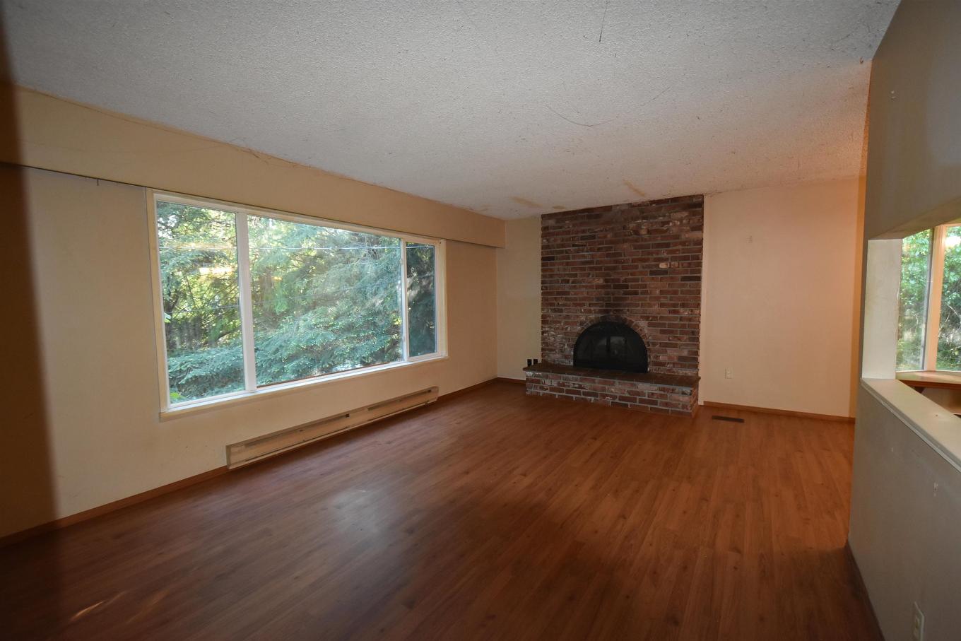 2240 Oldershaw Road, Roberts Creek, BC