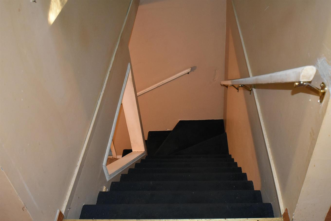 2240 Oldershaw Road, Roberts Creek, BC