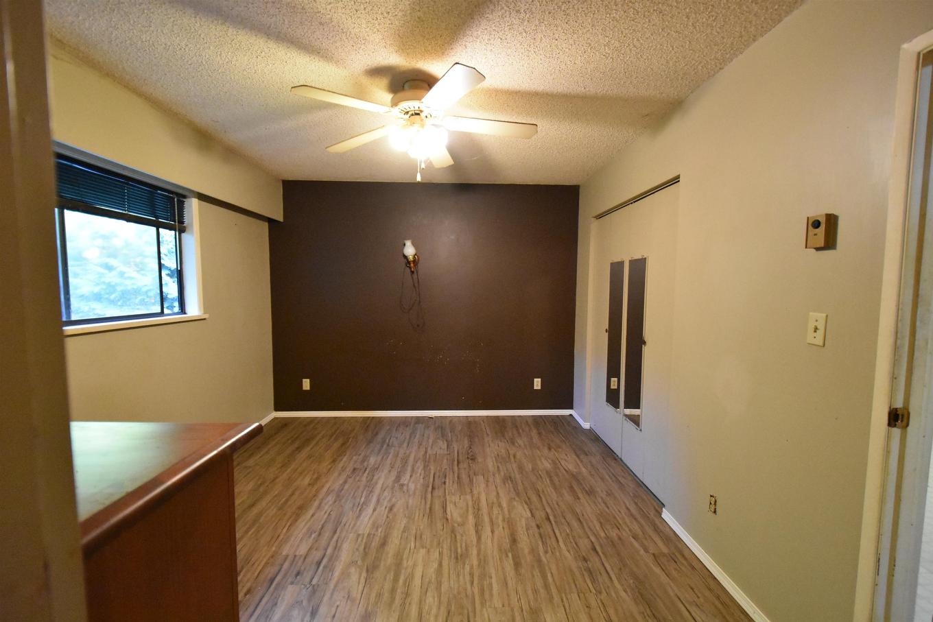 2240 Oldershaw Road, Roberts Creek, BC