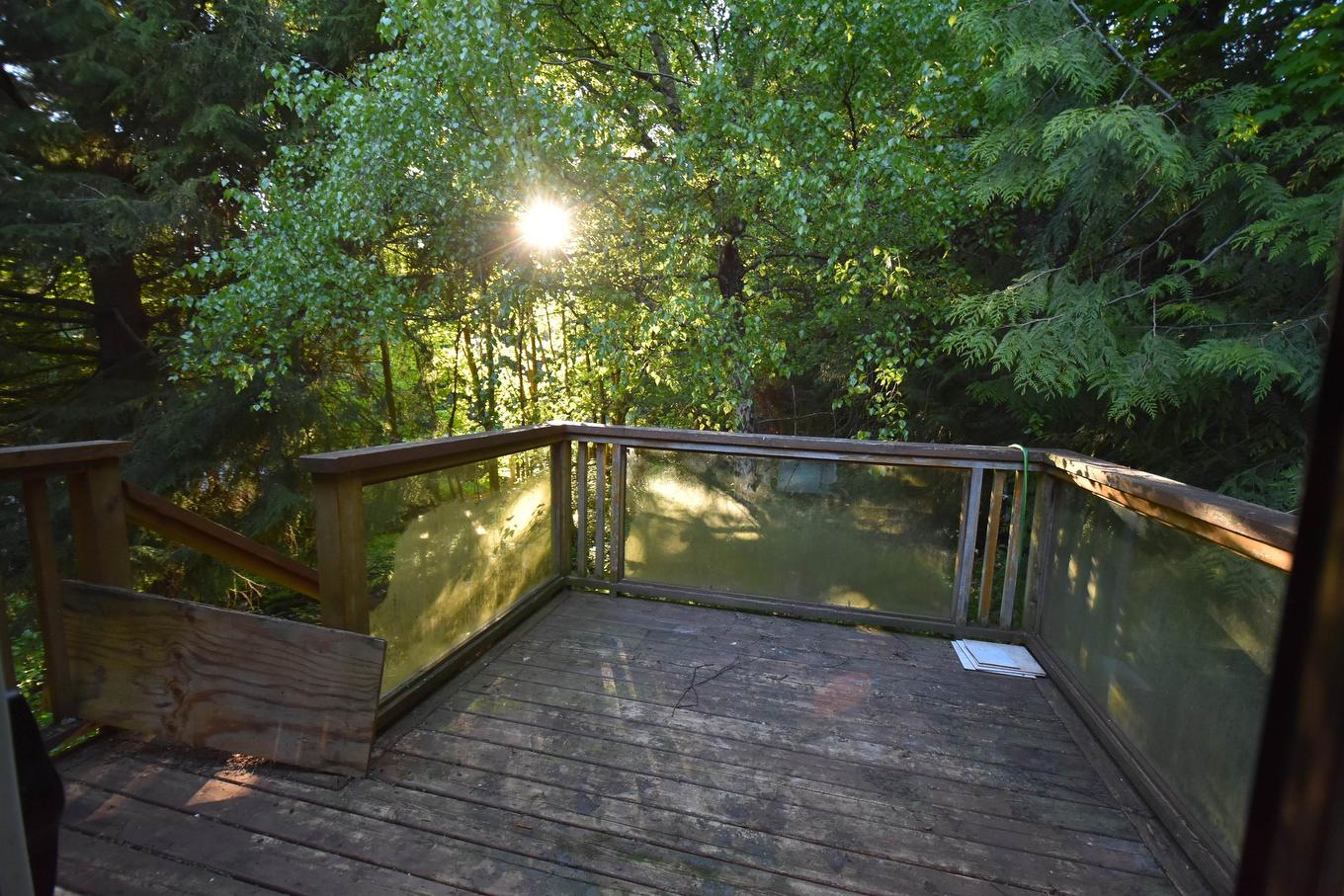 2240 Oldershaw Road, Roberts Creek, BC