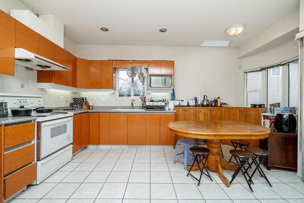 3288 School Avenue, Vancouver, BC