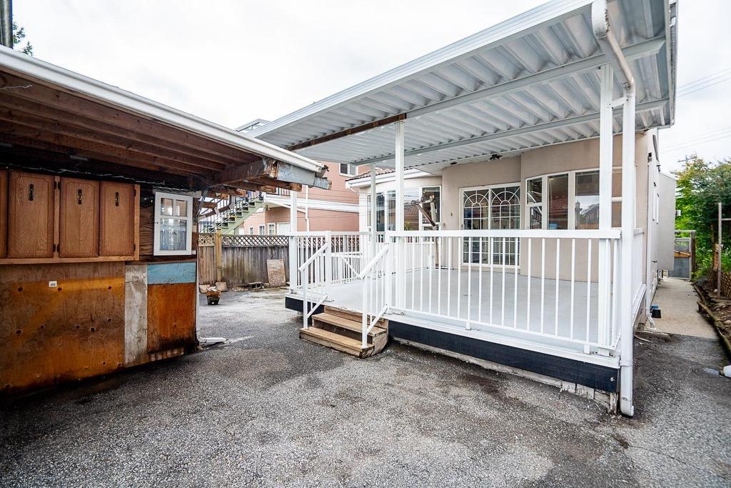 3288 School Avenue, Vancouver, BC