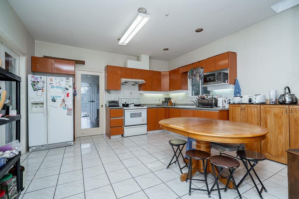 3288 School Avenue, Vancouver, BC