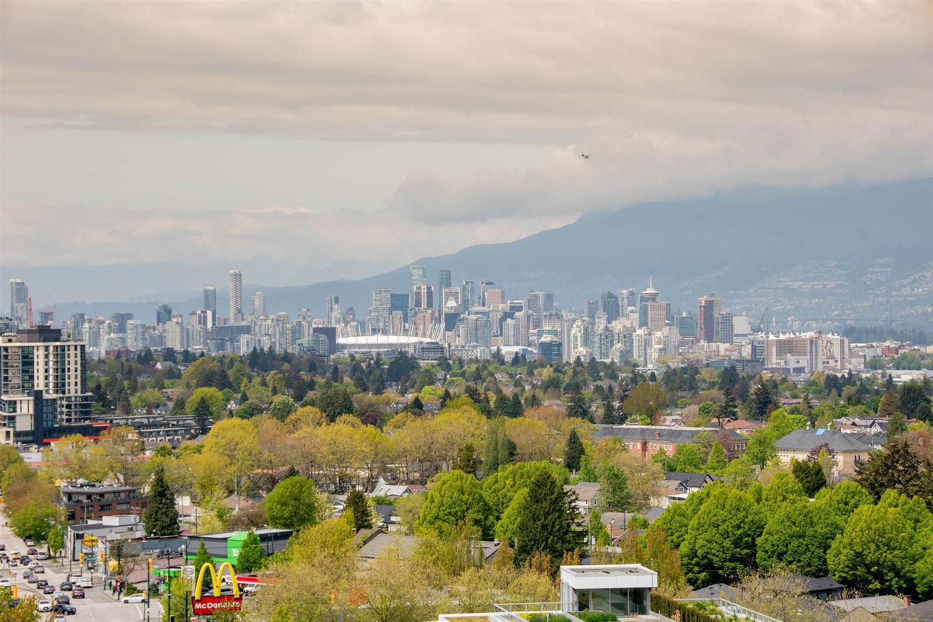 1703-2220 Kingsway, Vancouver, BC