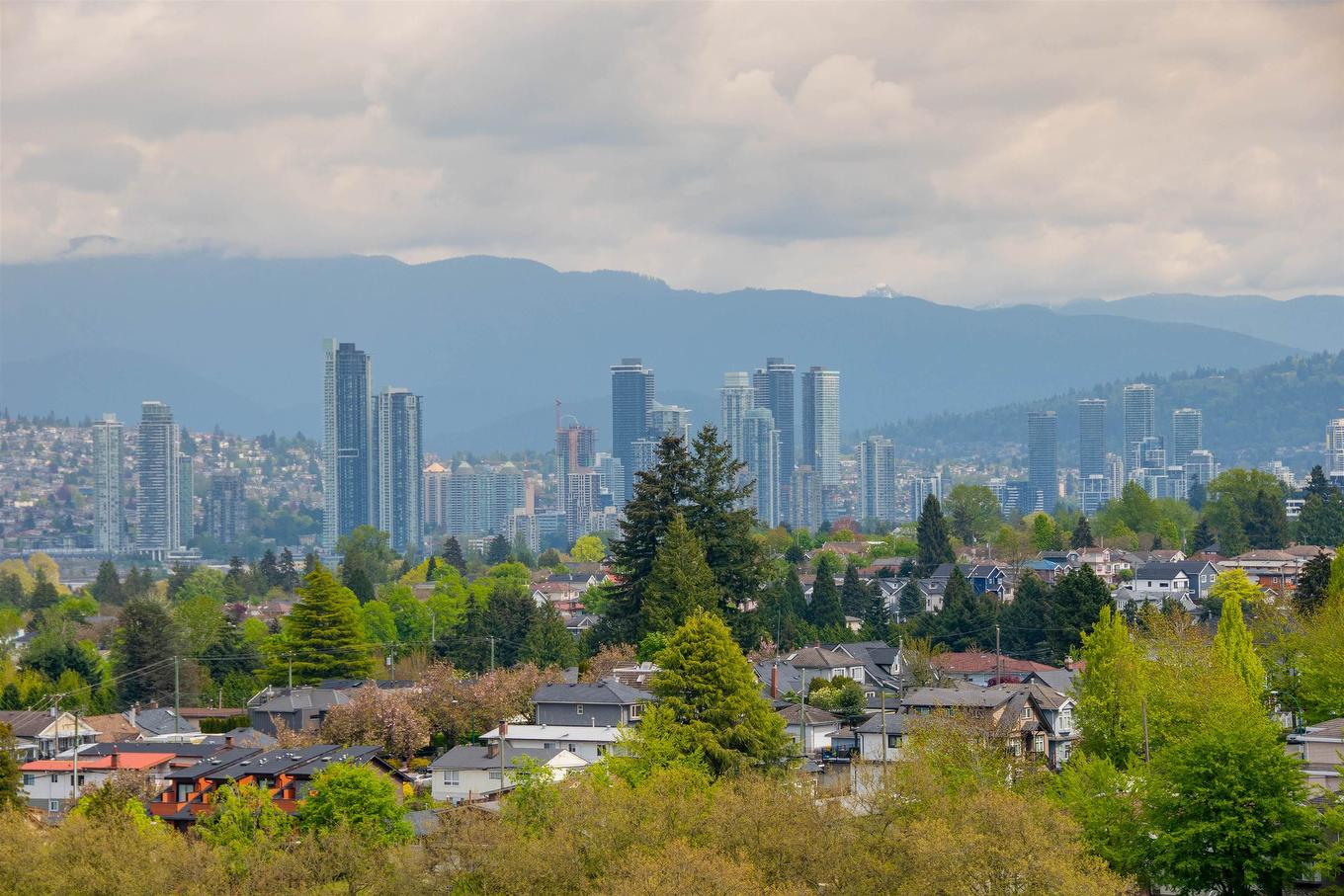 1703-2220 Kingsway, Vancouver, BC