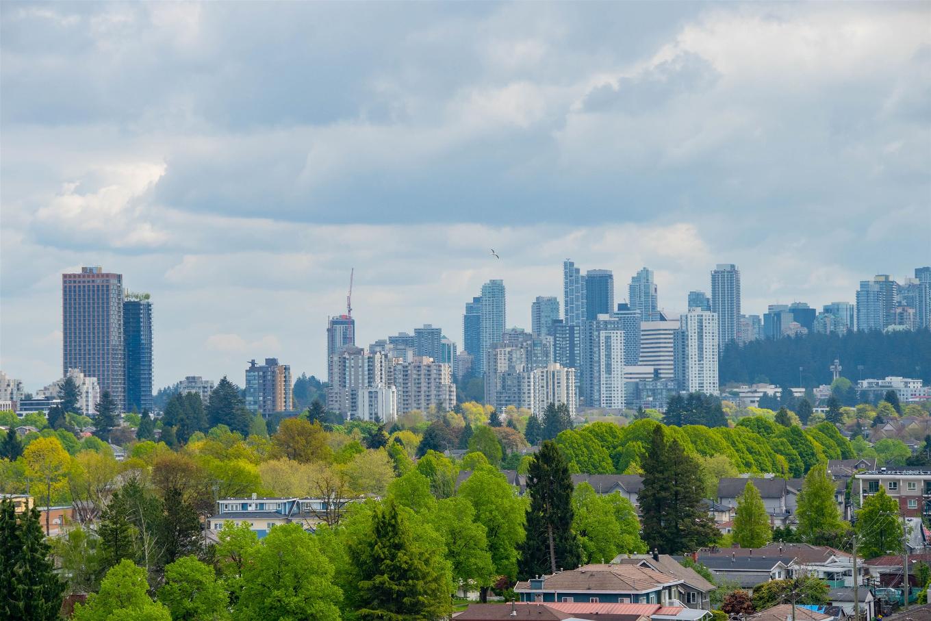 1703-2220 Kingsway, Vancouver, BC