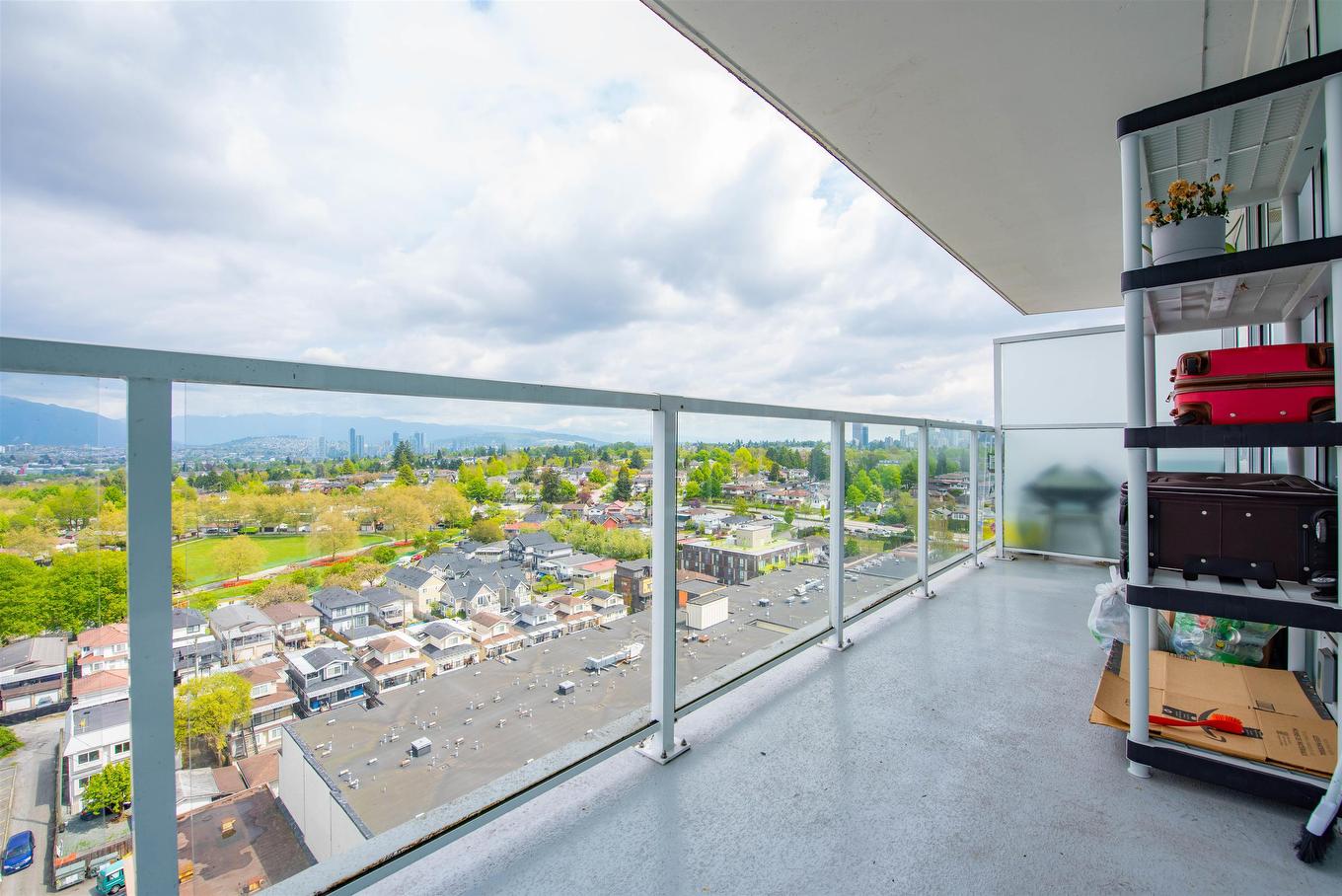 1703-2220 Kingsway, Vancouver, BC