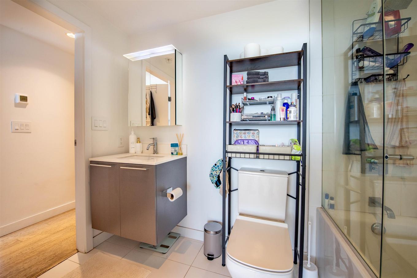 1703-2220 Kingsway, Vancouver, BC