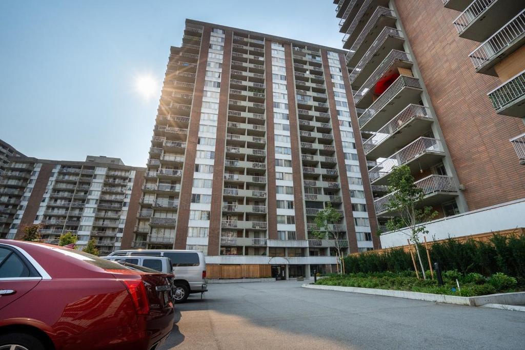 307-2016 Fullerton Avenue, North Vancouver, BC