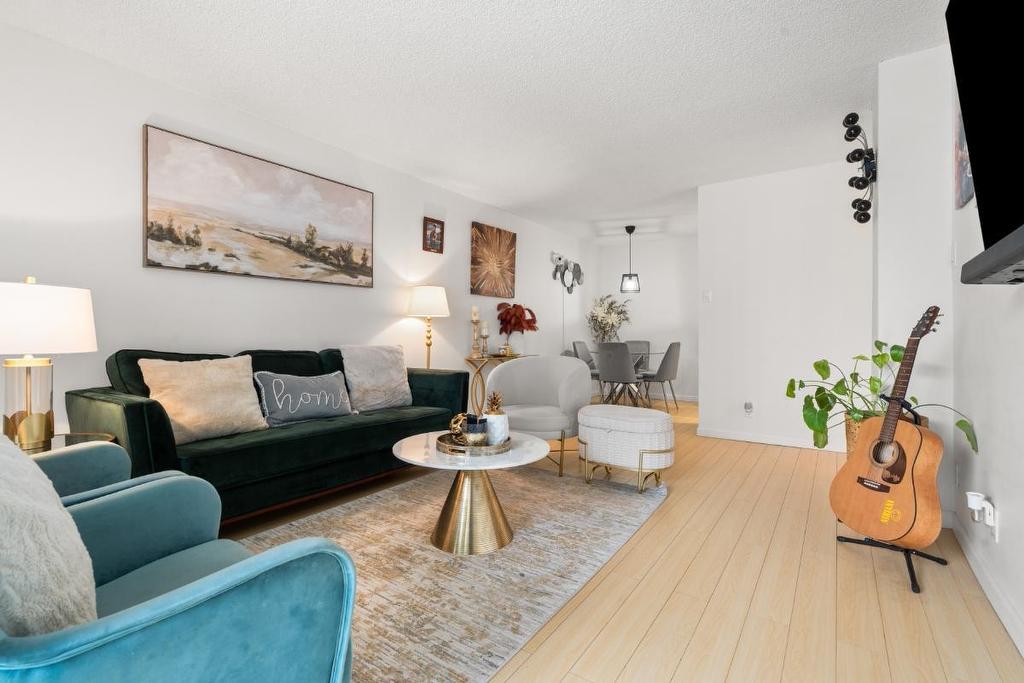 307-2016 Fullerton Avenue, North Vancouver, BC