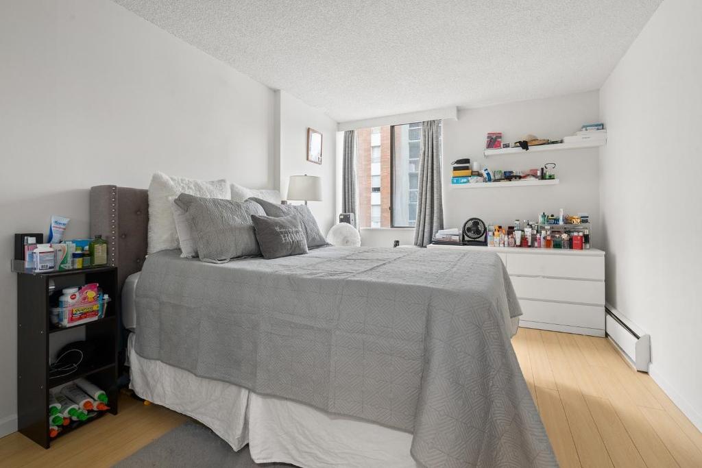 307-2016 Fullerton Avenue, North Vancouver, BC