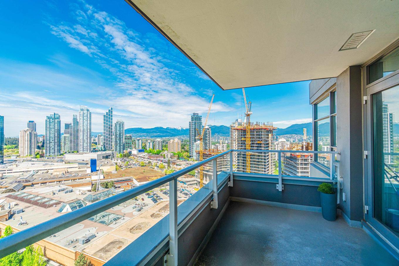 2802-4880 Bennett Street, Burnaby, BC