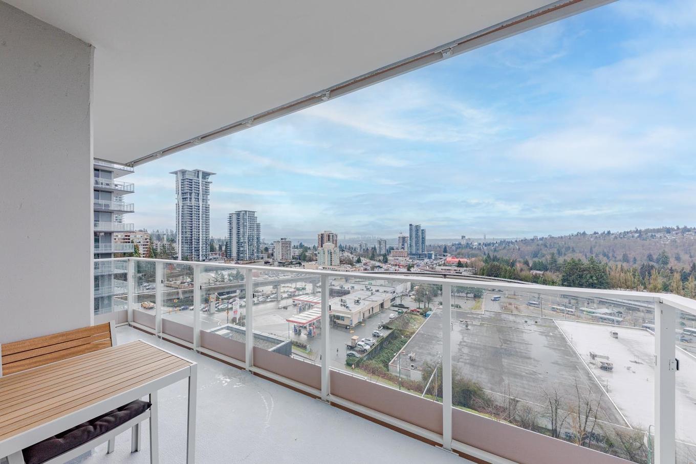 605-3833 Evergreen Place, Burnaby, BC