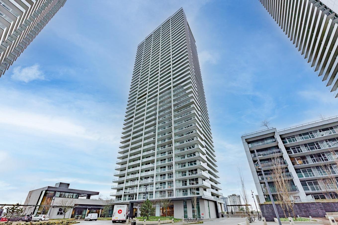 605-3833 Evergreen Place, Burnaby, BC