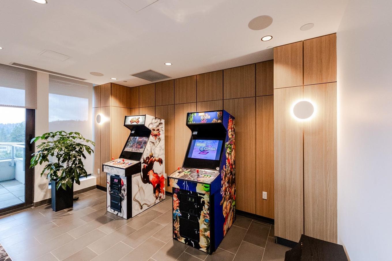 605-3833 Evergreen Place, Burnaby, BC