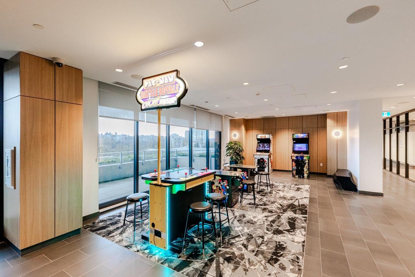 605-3833 Evergreen Place, Burnaby, BC