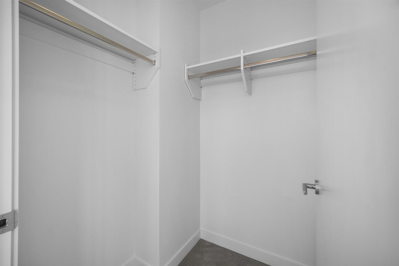 1607-7683 Park Crescent, Burnaby, BC