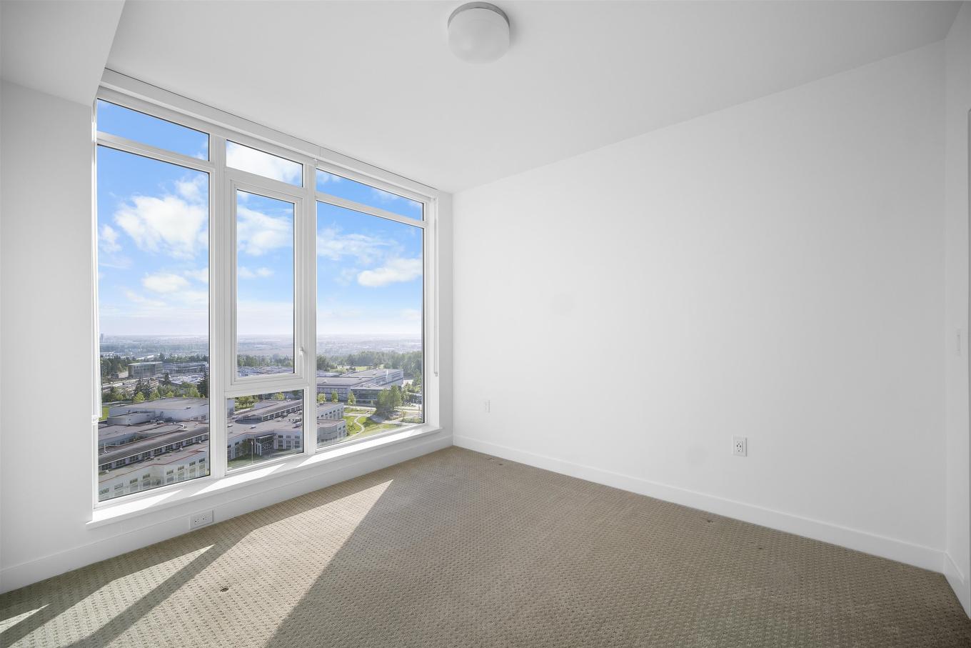 1607-7683 Park Crescent, Burnaby, BC