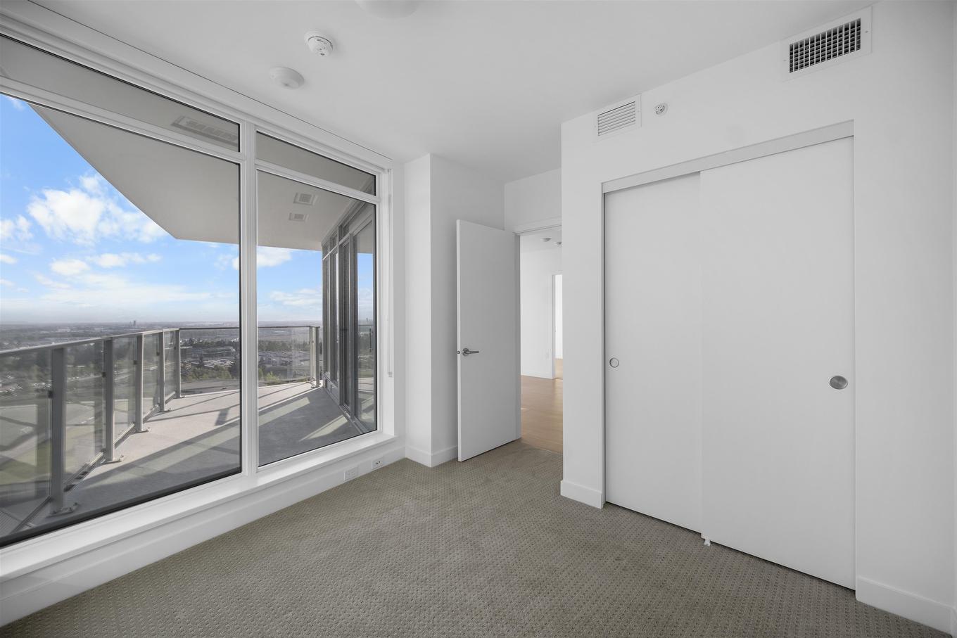 1607-7683 Park Crescent, Burnaby, BC