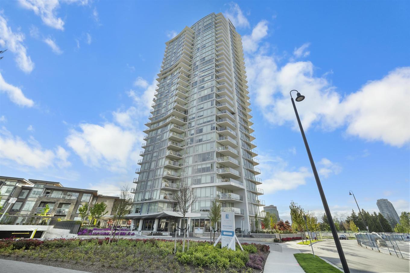 1607-7683 Park Crescent, Burnaby, BC