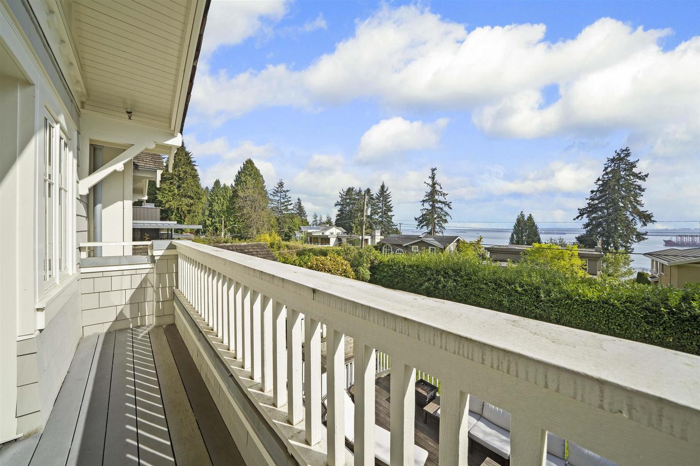 4075 Rose Crescent, West Vancouver, BC