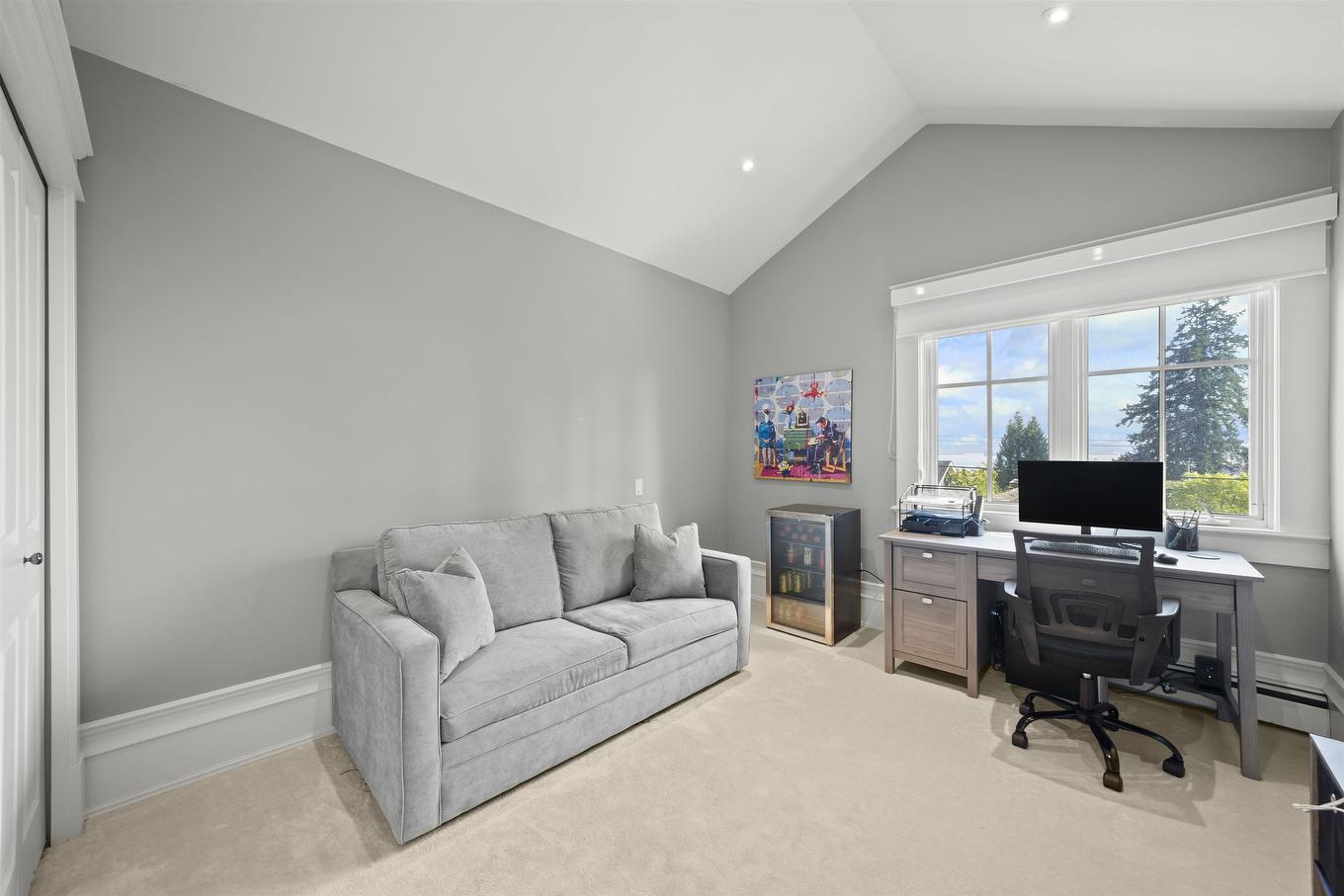 4075 Rose Crescent, West Vancouver, BC