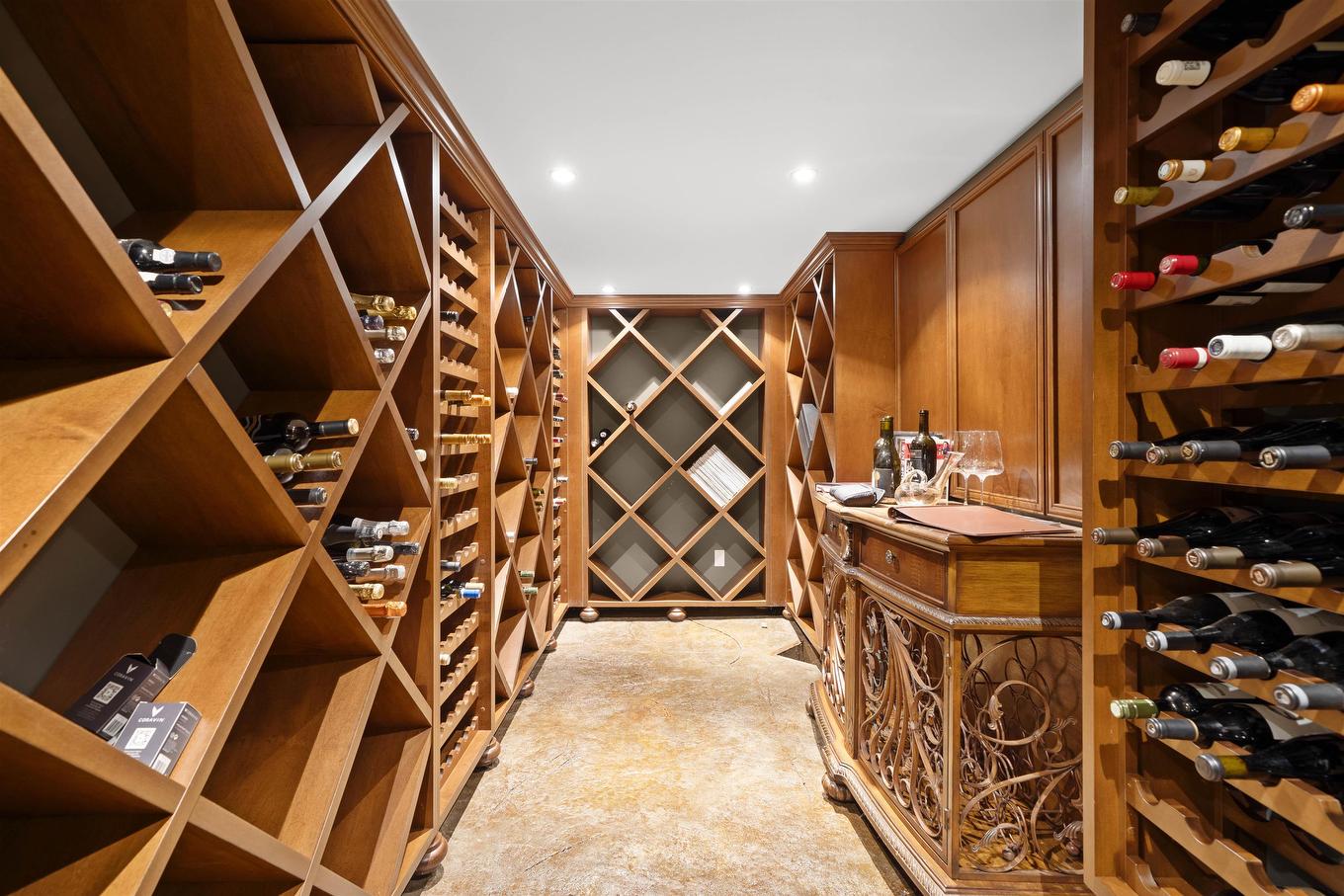 4075 Rose Crescent, West Vancouver, BC