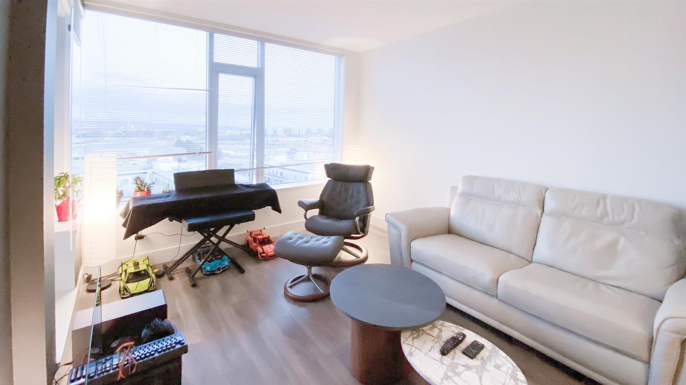 1606-5233 Gilbert Road, Richmond, BC