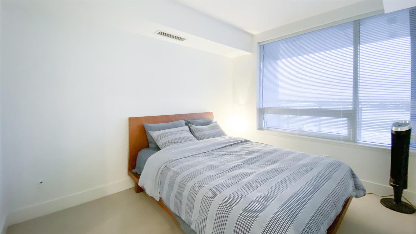 1606-5233 Gilbert Road, Richmond, BC