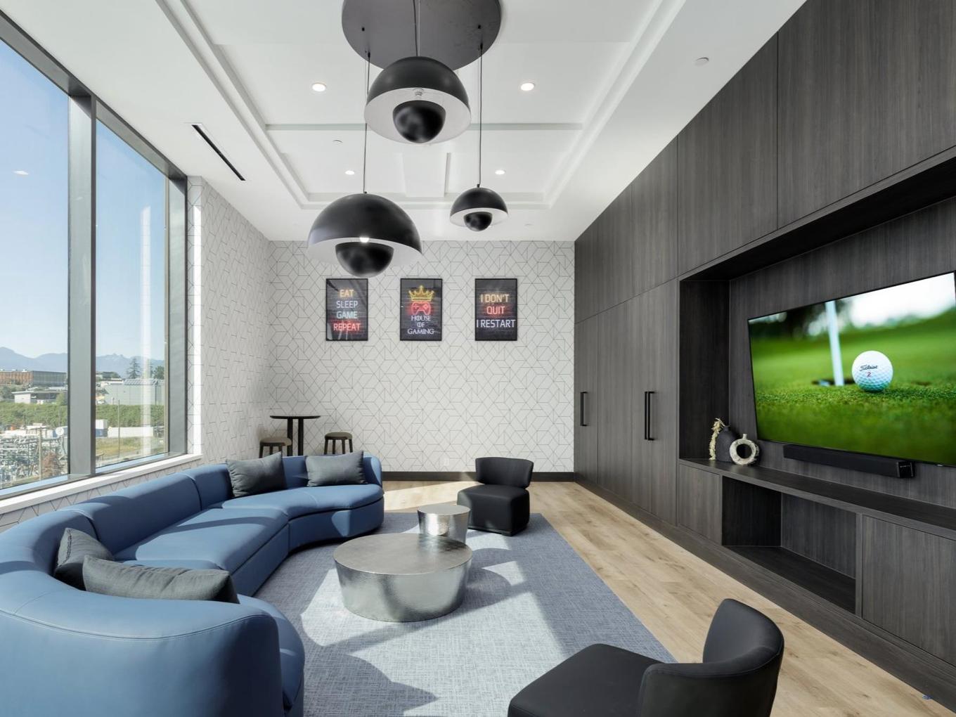 2201-4168 Lougheed Highway, Burnaby, BC